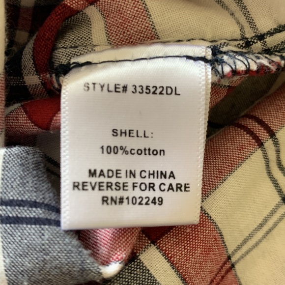 Skies are Blue - Shirt/Blouse - Picture 7 of 10